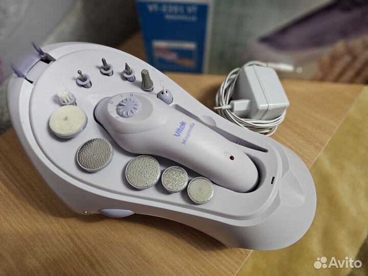 Набор для маникюра и педикюра с сушкой для ногтей