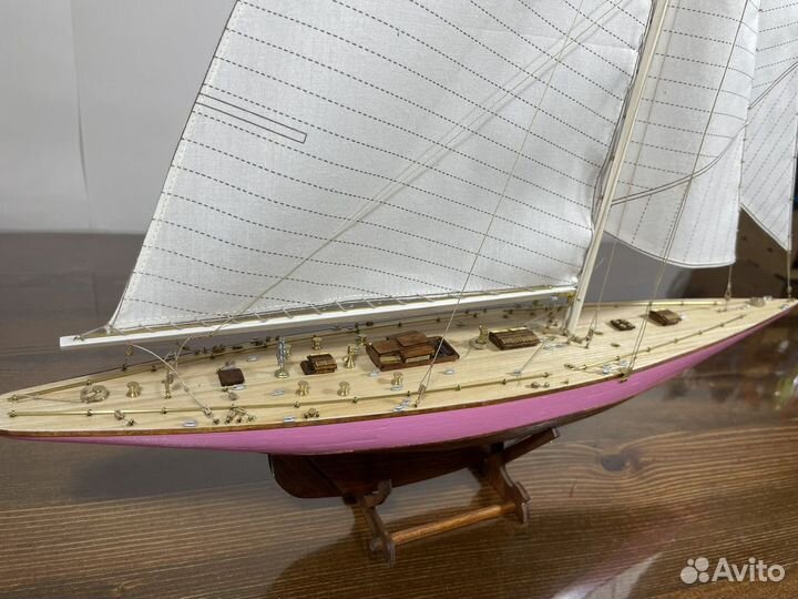 Корабль. Модель корабля. Яхта
