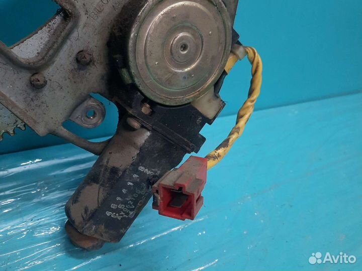 Стеклоподъемник задний левый chrysler cirrus