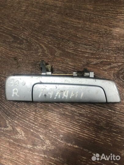 Ручка двери внешняя задняя правая Mitsubishi