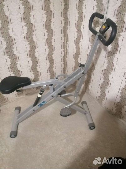 Тренажер для гиперэкстензии