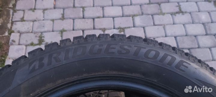 Bridgestone Blizzak Spike-02 195/55 R16 87T