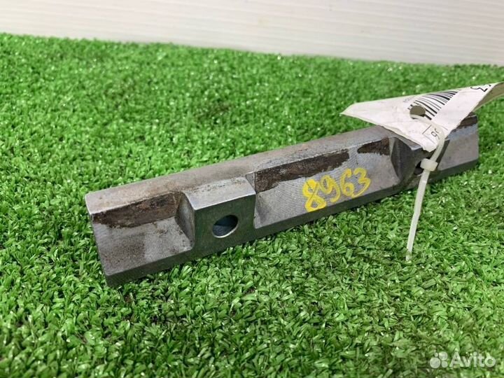 Кронштейн впускного коллектора Audi Q3 8U cpsa