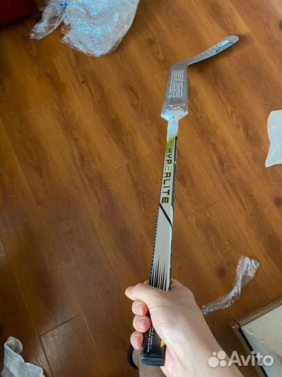 Клюшка вратарская bauer hyperlite 2 праворукая