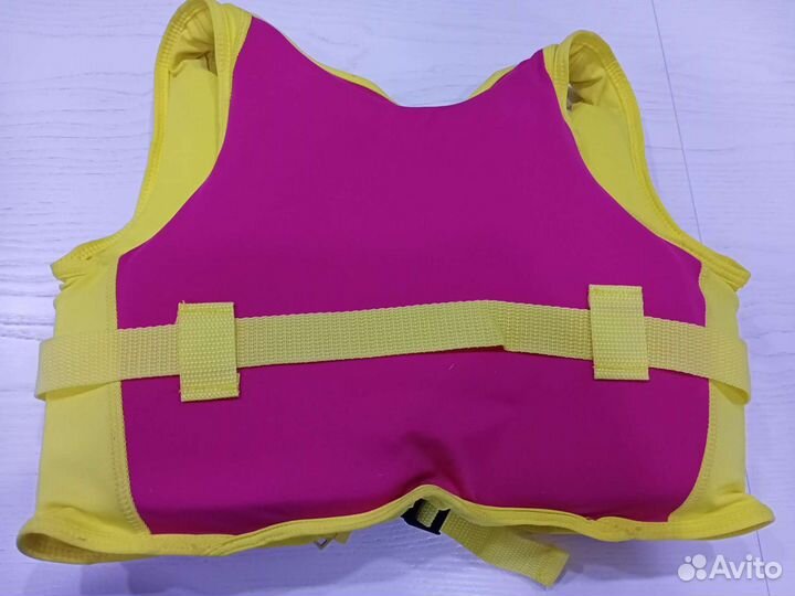 Жилет для плавания