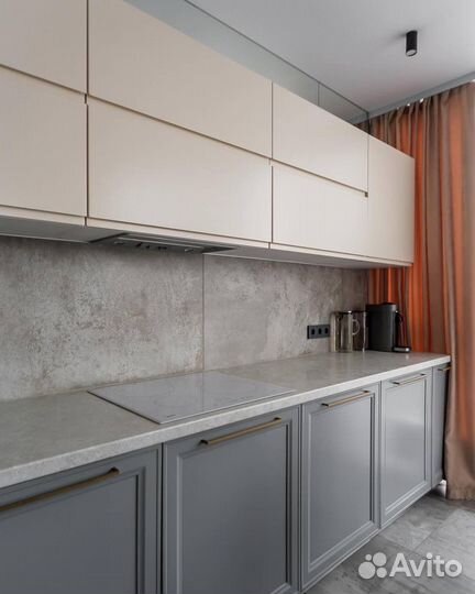 Кухня в потолок на заказ