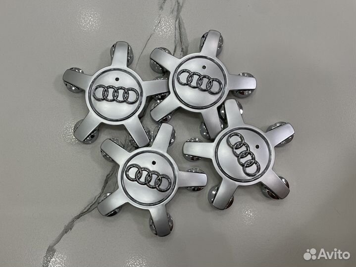 Колпачки в диски Audi 135 мм серебристые краб