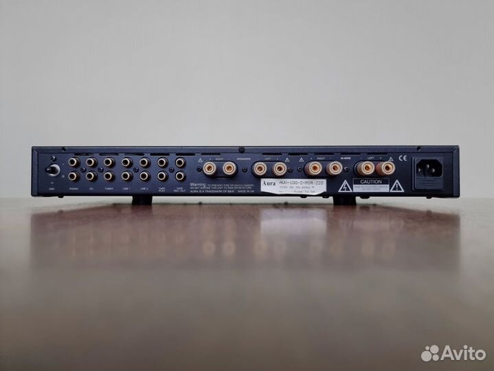 Aura Evolution VA-100 Mk2 Стерео Усилитель