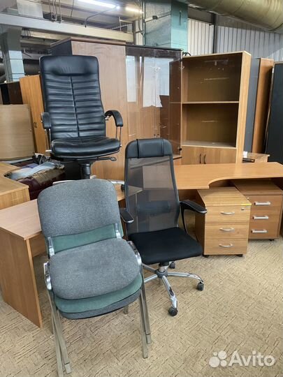 Офисная мебель бу