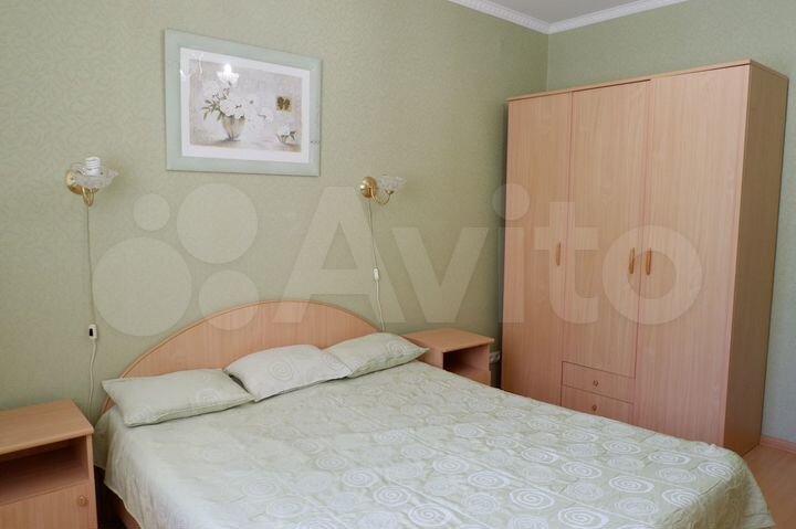 2-к. квартира, 72 м², 1/9 эт.