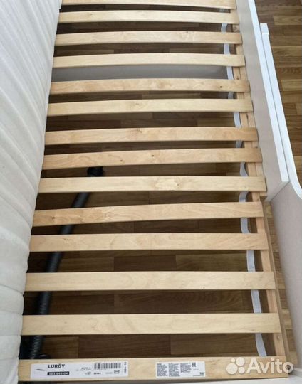 Раздвижная кровать IKEA с матрасом