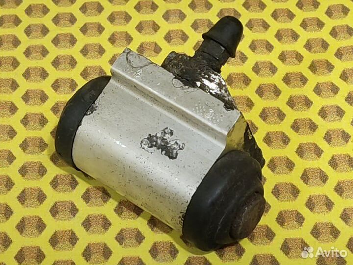 Цилиндр тормозной барабана задний правый Renault