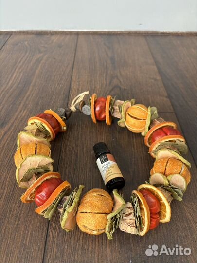 Венок из высушеных фруктов