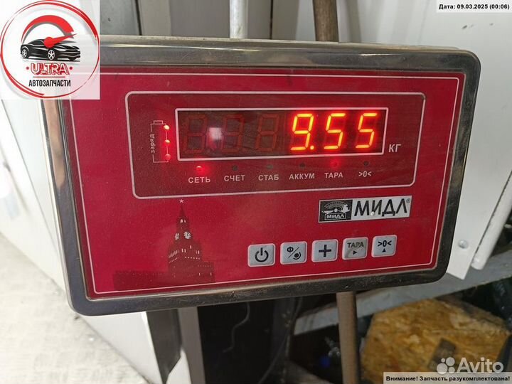 Стойка подвески передняя правая б/у Audi A6 C5 (1997-2005)