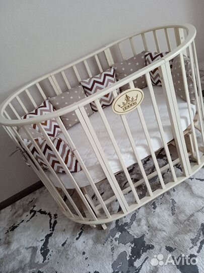 Детская кроватка