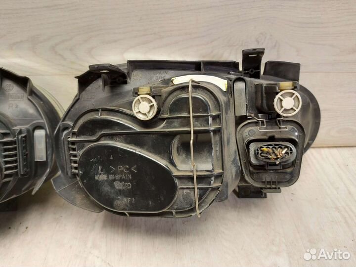 Фары Volkswagen Golf 4.1997-2006 Линзованные