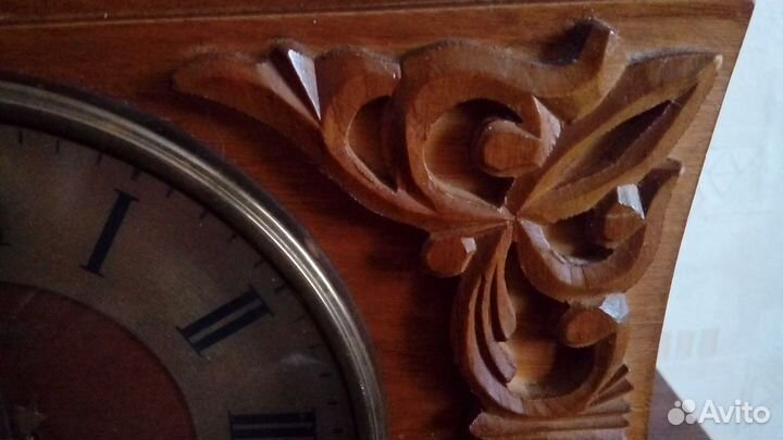 Настольные часы 