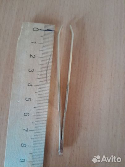 Пинцет для бровей