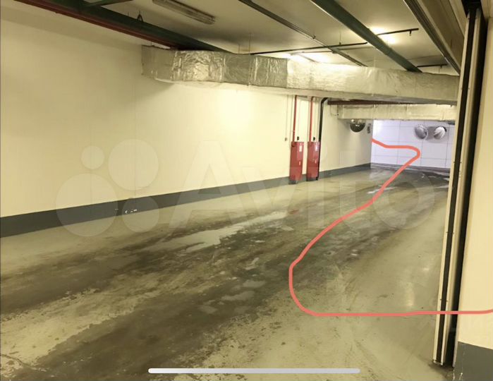 Машиноместо, 12 м²