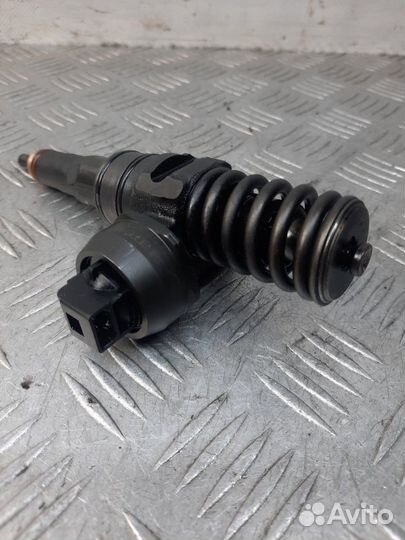 Форсунка Volkswagen Golf хэтчбек 1.9 BKC 2005