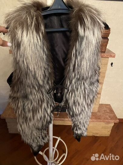 Меховой жилет