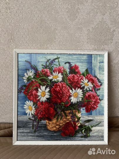 Готовая картина из алмазной мозаики