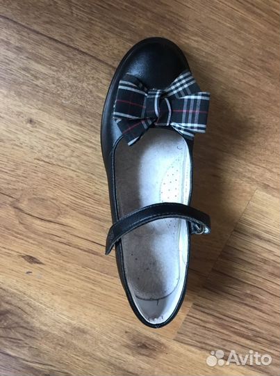 Школьные кожаные туфли для девочки 34 размер