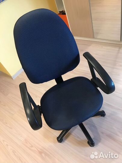 Компьютерное кресло, офисное кресло