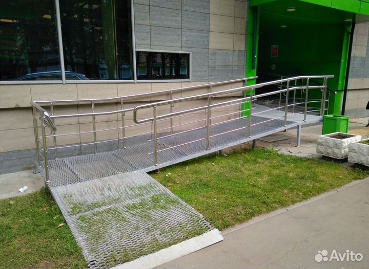 Полированный поручень из нержавейки