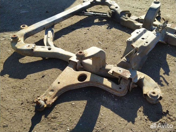 Подрамник передний Opel Vectra B 1999