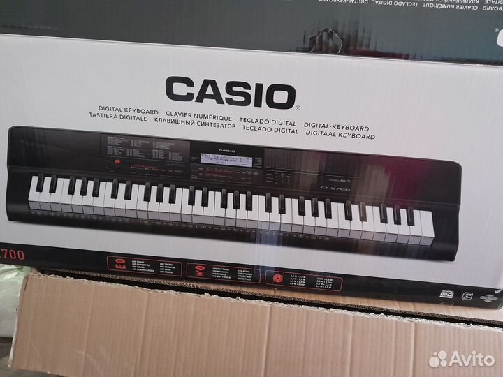 Клавишный синтезатор Касио ст- Х700