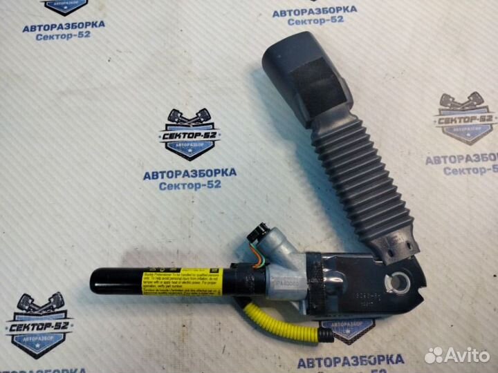 Замок ремня безопасности перед Chevrolet Captiva