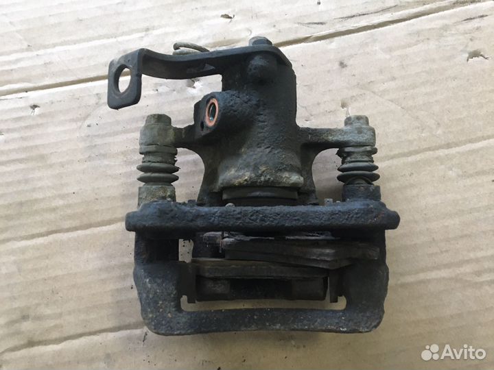 Суппорт задний правый Hyundai Solaris 1 (5510)