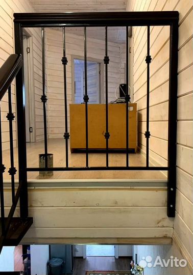 Лестница г-образная на дачу