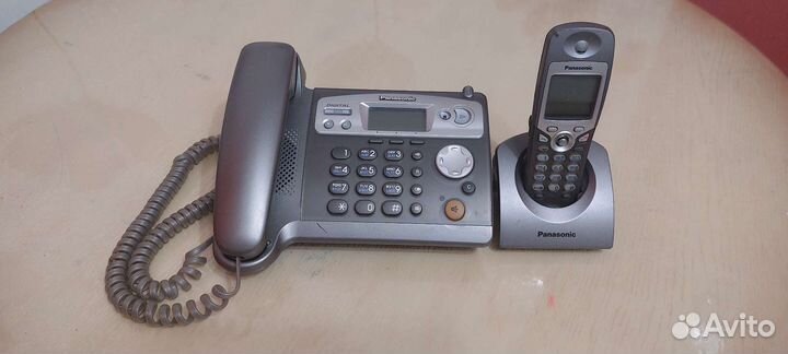 Телефон Panasonic