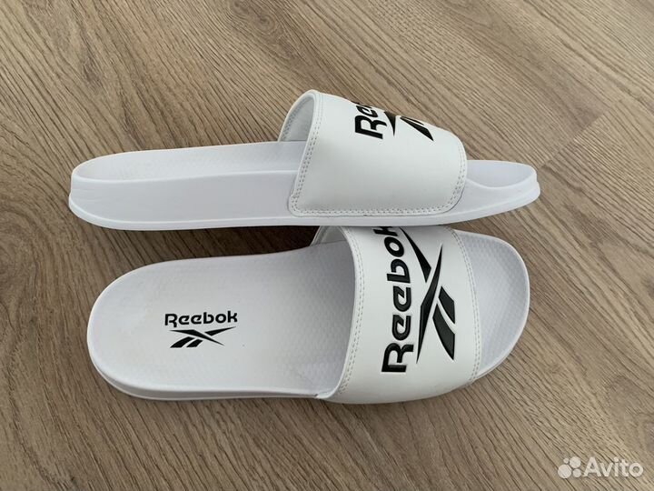 Сланцы Reebok Classic Slide Unisex шлепанцы белые