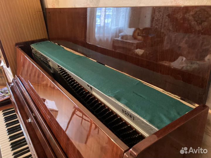 Продаю пианино