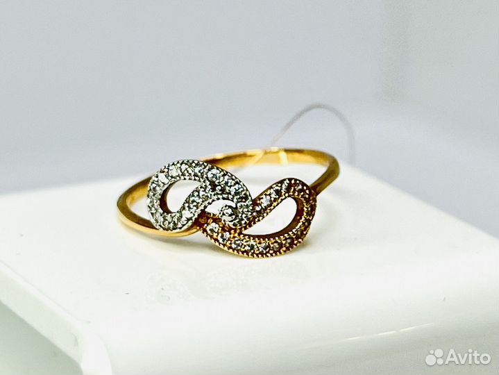 Новое золотое кольцо 17,5р-р(печеры)