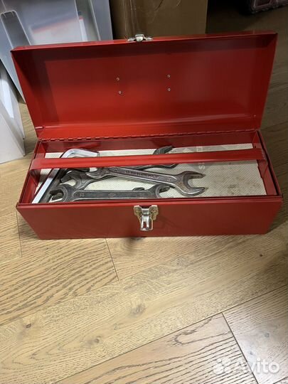 Ящик для инструмента металлический