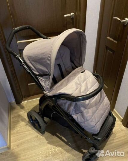 Прогулочная коляска peg perego book