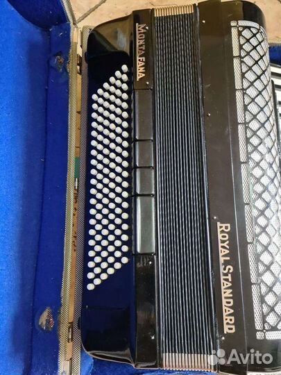 Аккордеон Royal Standart Monta Fana