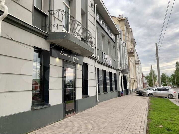 Помещение на 1 линии набережной