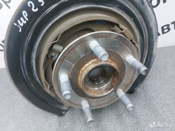 Кулак задний левый Jeep Grand Cherokee WK2 3.0D