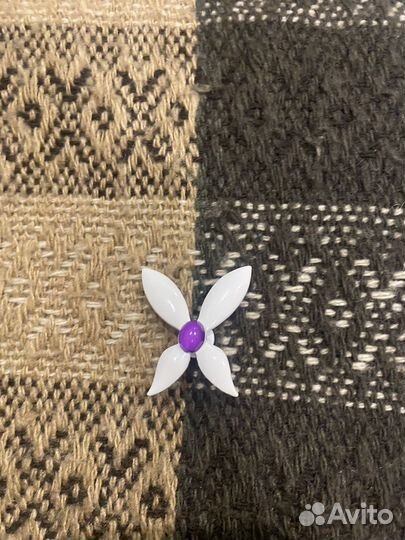 Брошь леди баг