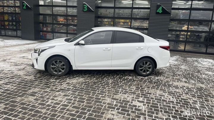 Kia Rio 1.6 AT, 2022, 13 600 км