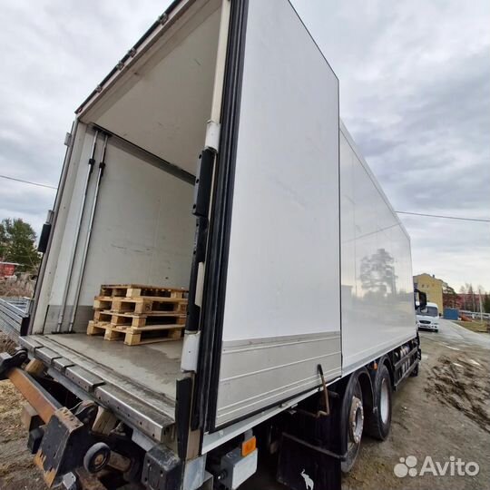 Volvo FM Truck 6x2, 2013