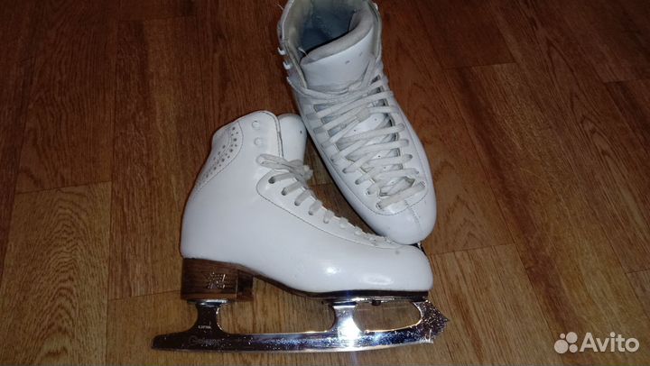 Фигурные коньки risport rf3 pro 220