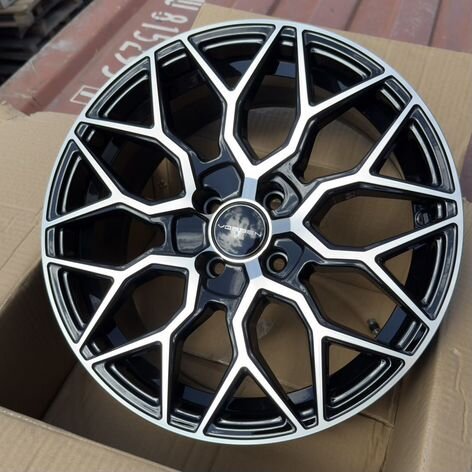 Литые диски Sakura Wheels 181 7×R16 4×98