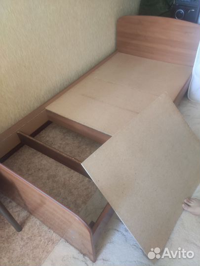 Кровать с матрасом бу