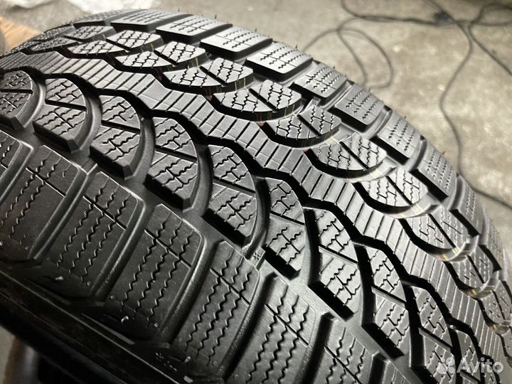 Bridgestone Blizzak LM-32 225/40 R18